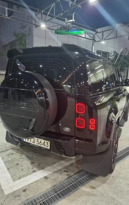 Land Rover Defender — фото 4