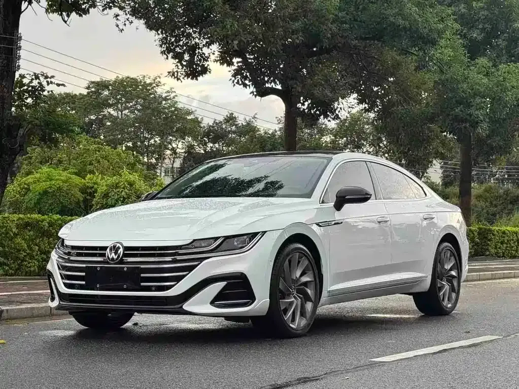 Volkswagen CC — фото 1