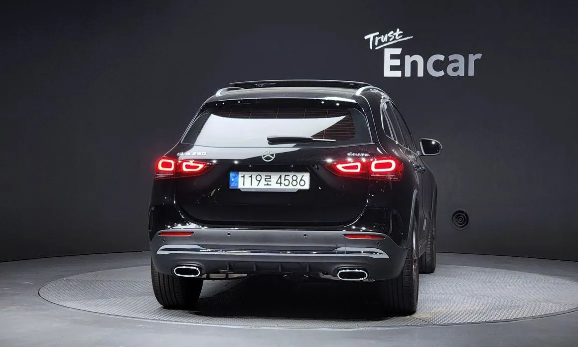Mercedes-Benz GLA-Class — фото 10