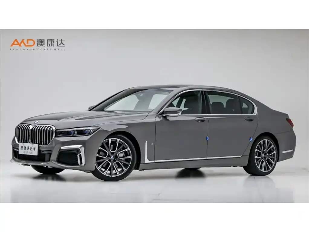 BMW 7 Series — фото 1
