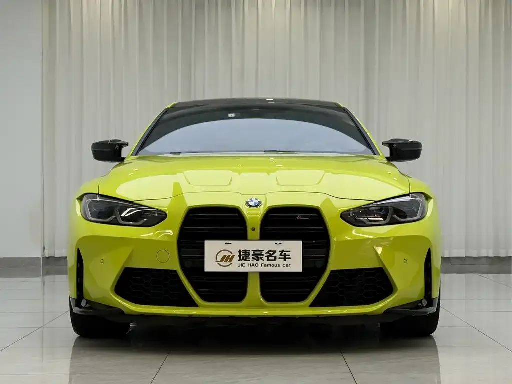 BMW M4 — фото 1