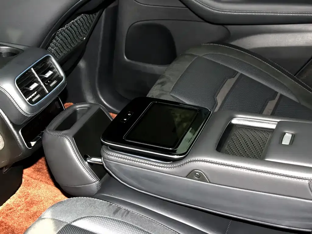 Mercedes-Benz GLE AMG — фото 7