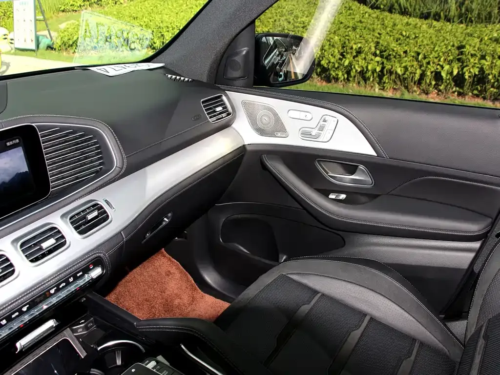 Mercedes-Benz GLE AMG — фото 6