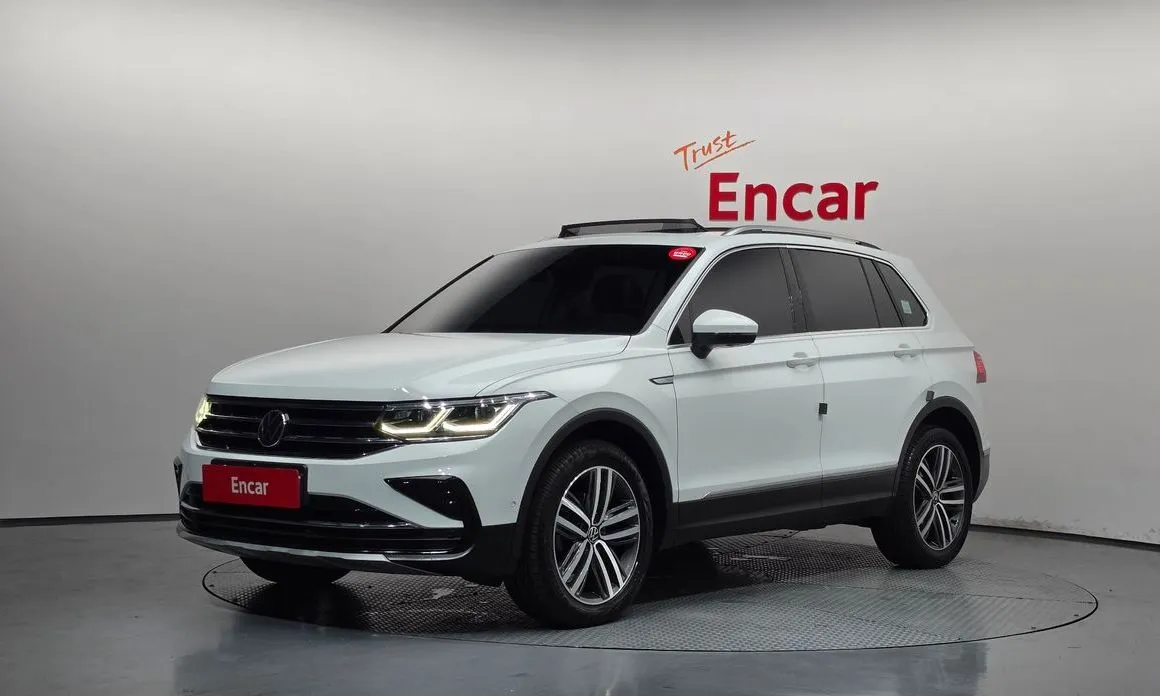 Volkswagen Tiguan — фото 1