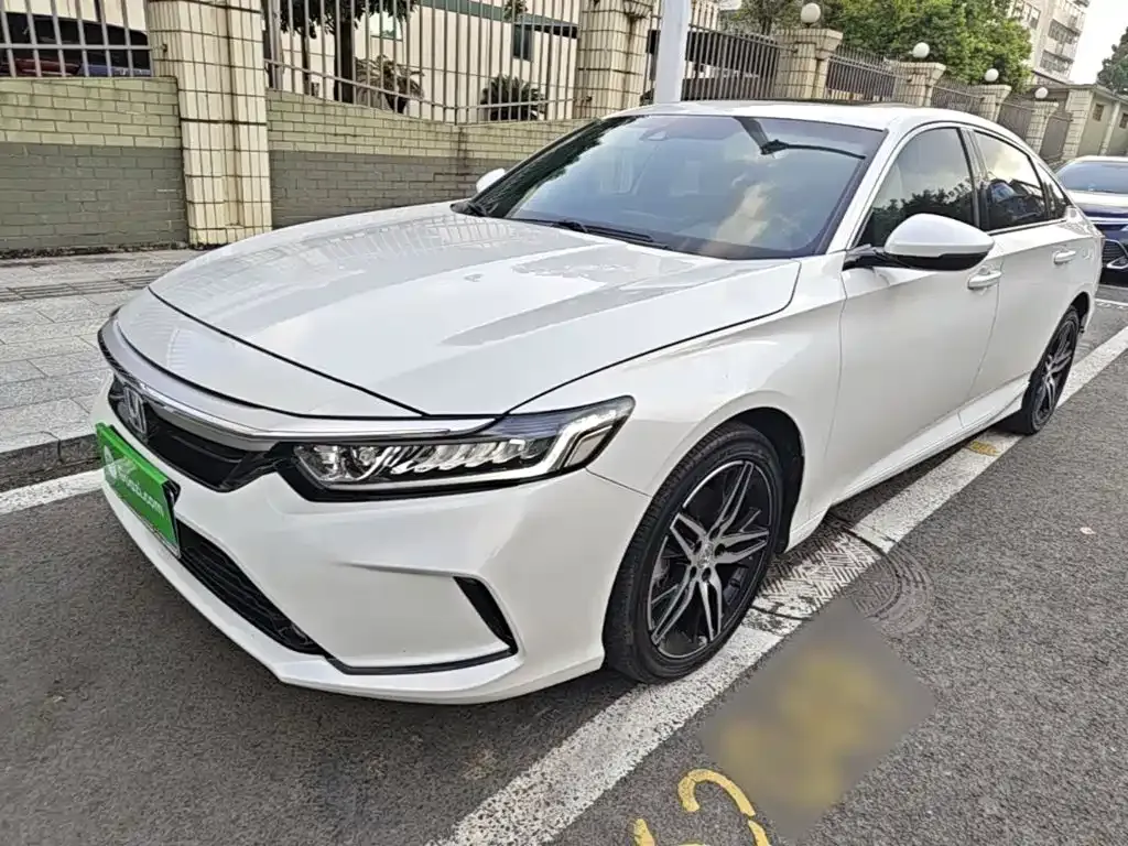 Honda Inspire — фото 1