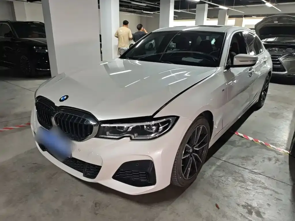 BMW 3 Series — фото 1
