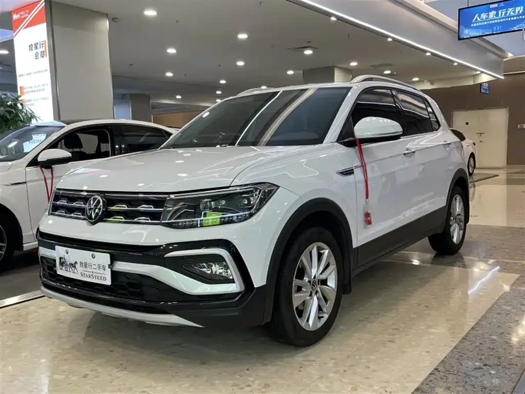 Volkswagen T-Cross — фото 1