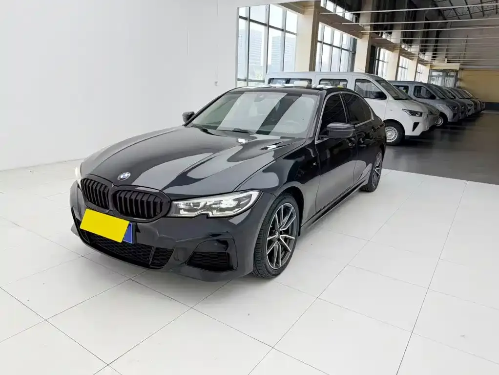 BMW 3 Series — фото 1