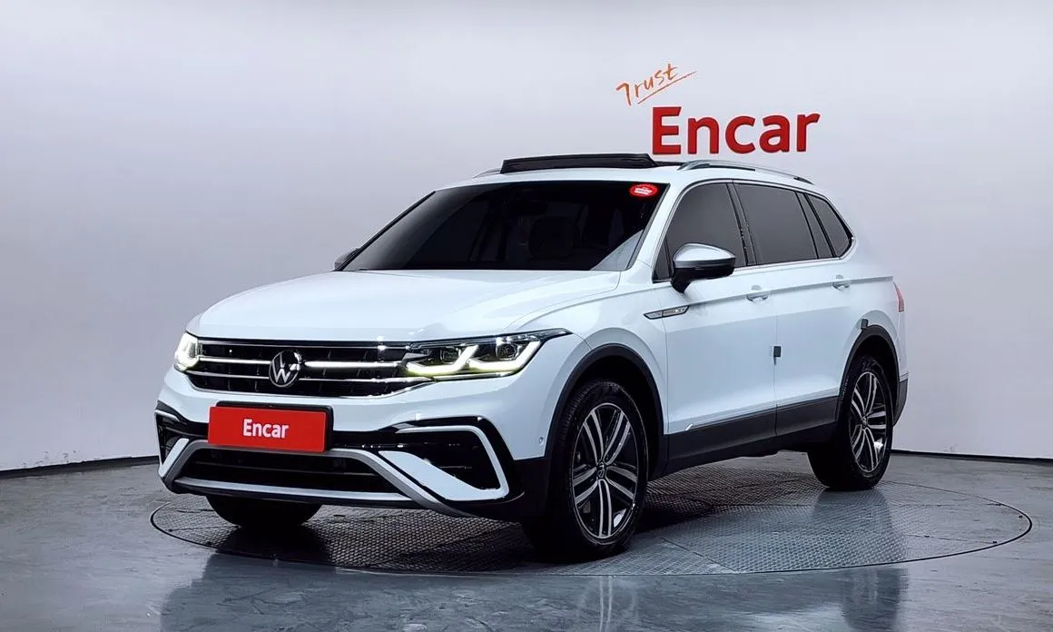 Volkswagen Tiguan — фото 1