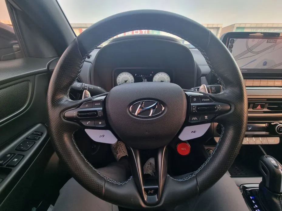Hyundai Kona — фото 10