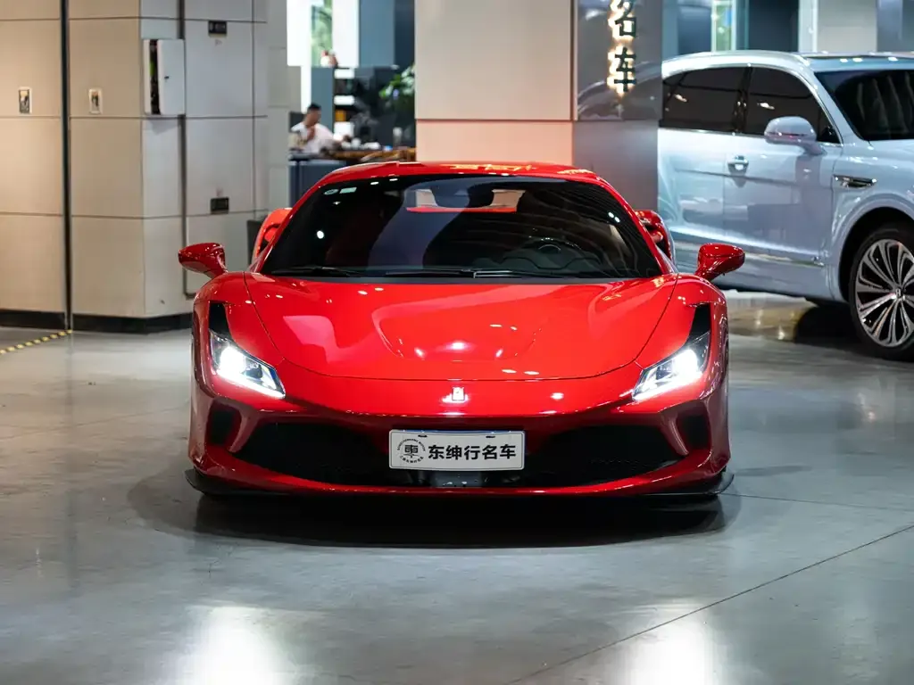 Ferrari F8 — фото 2