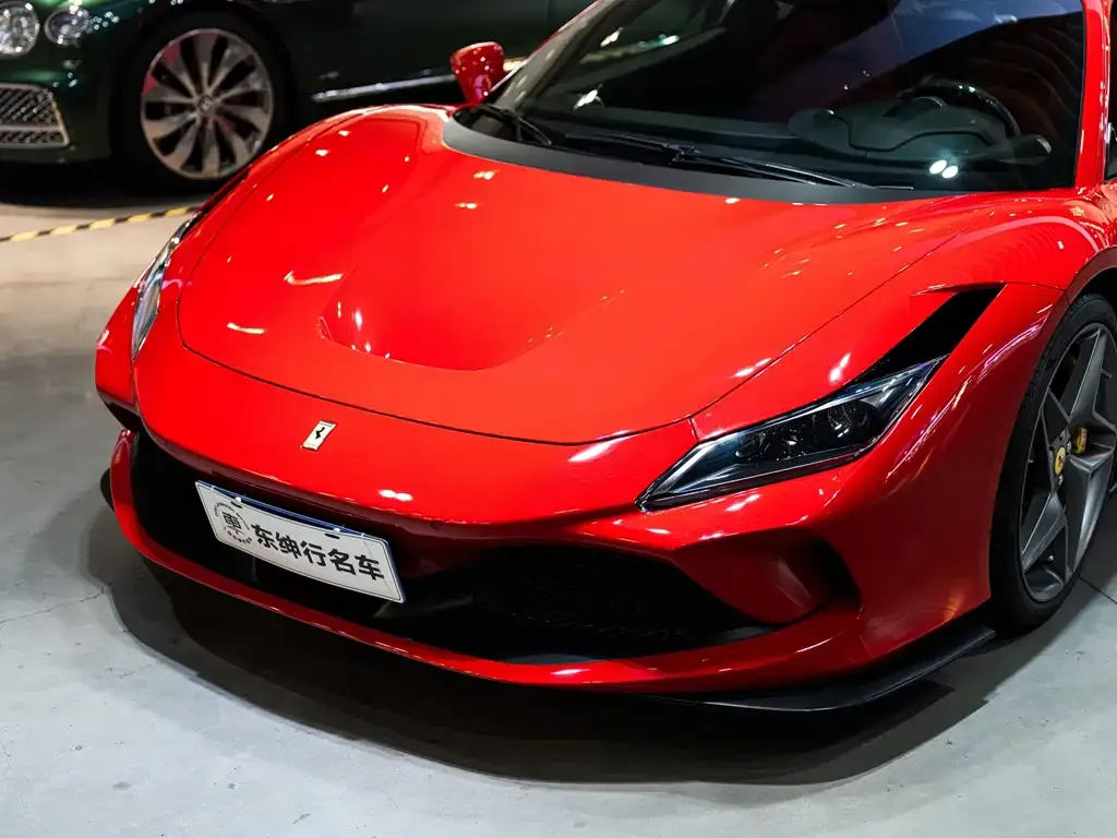 Ferrari F8 — фото 6