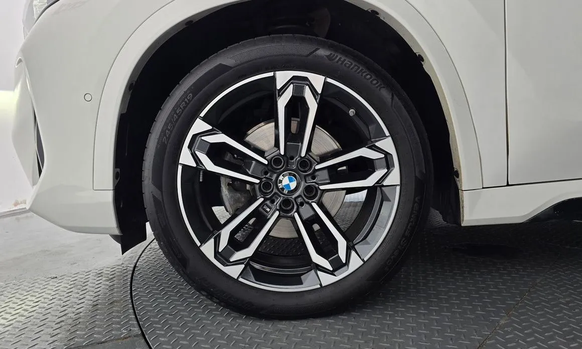 BMW X1 — фото 4