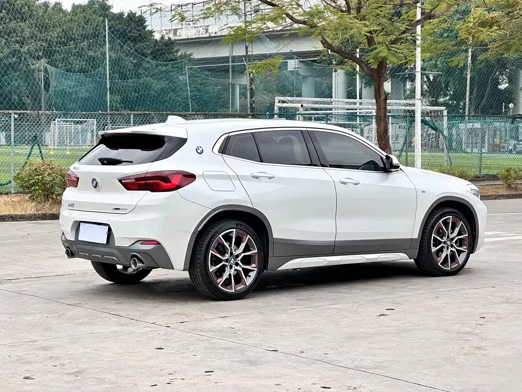 BMW X2 — фото 10