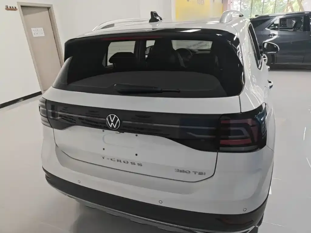 Volkswagen T-Cross — фото 8
