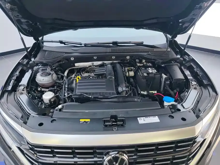 Volkswagen Passat — фото 8