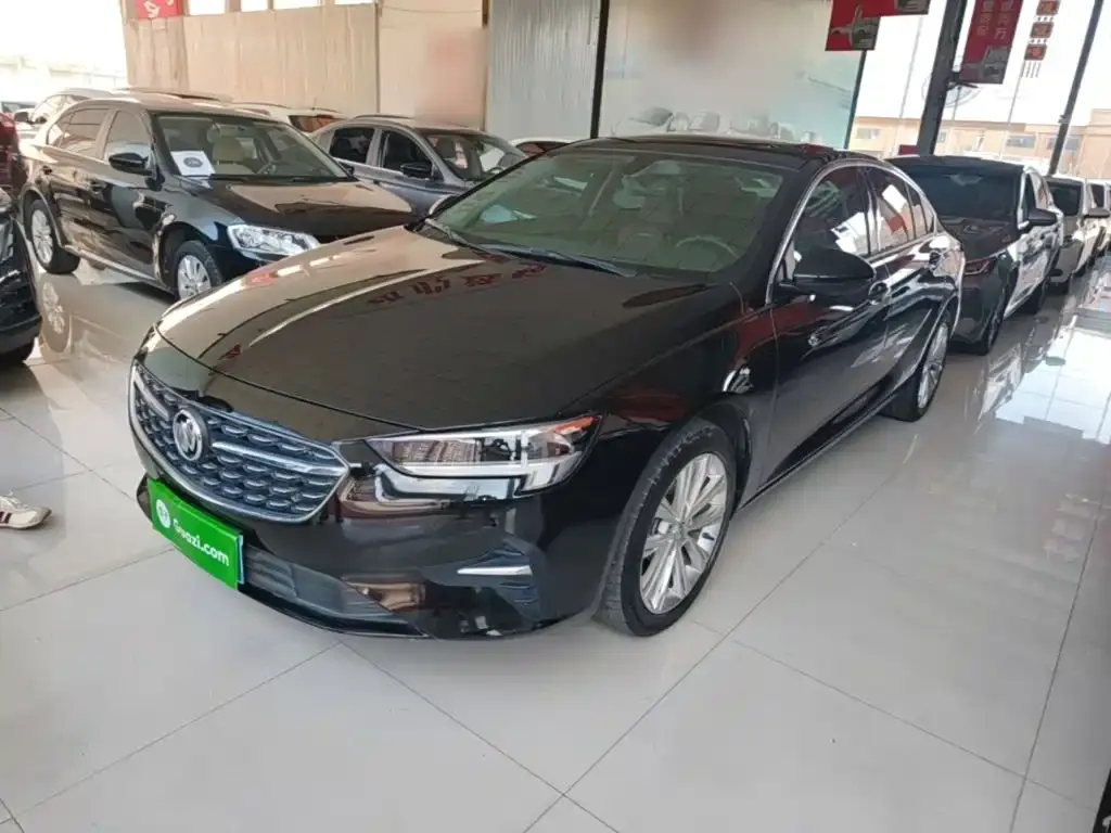 Buick Regal — фото 1