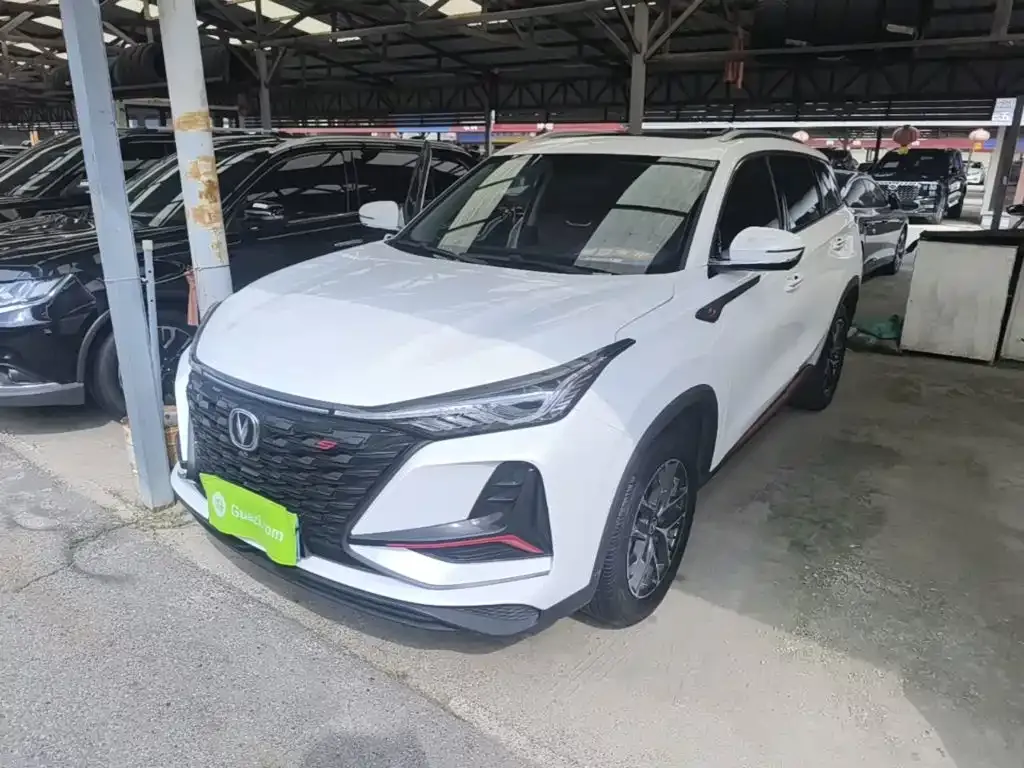 Changan CS75 PLUS — фото 1