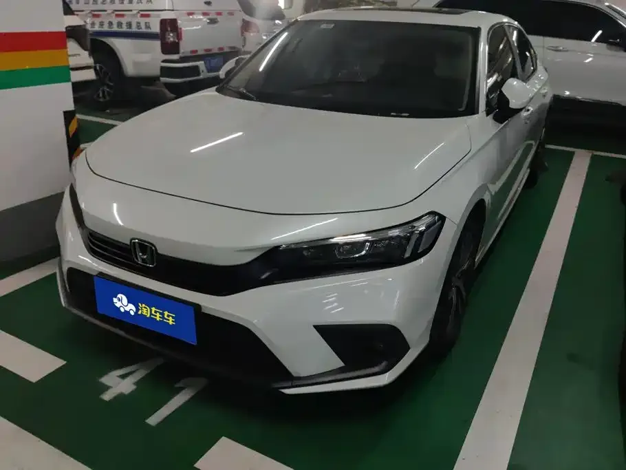 Honda Civic — фото 1