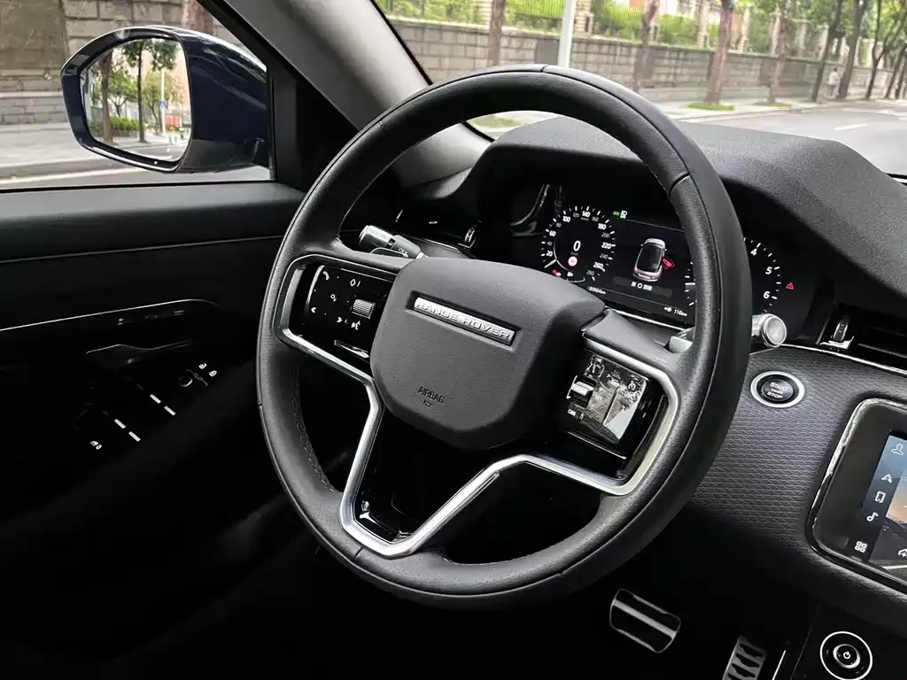 Land Rover Evoque — фото 5