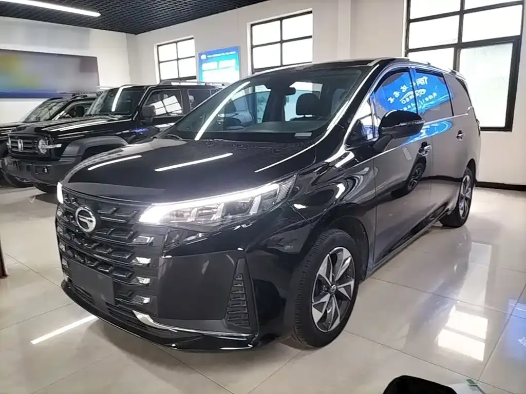 GAC Motor Trumpchi M6 — фото 1