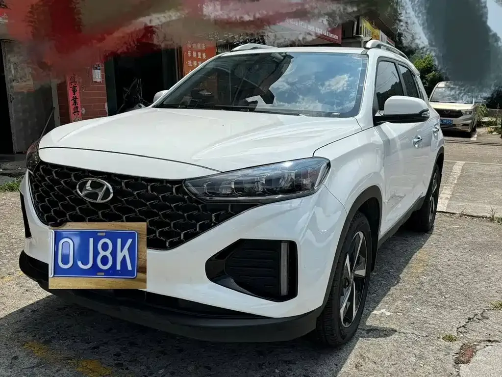 Hyundai ix35 — фото 1
