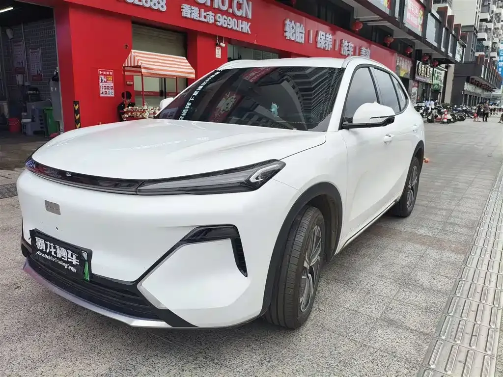 Geely Galaxy Xingjian 7 — фото 1