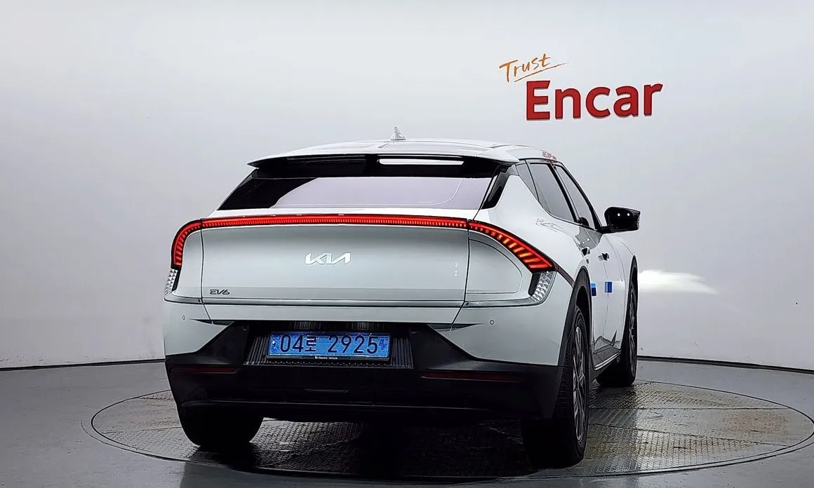Kia EV6 — фото 2