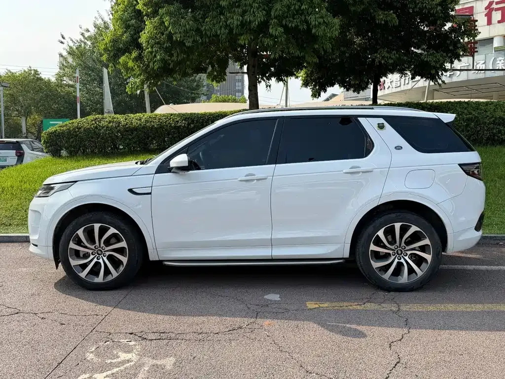 Land Rover Discovery Sport Hybrid — фото 9