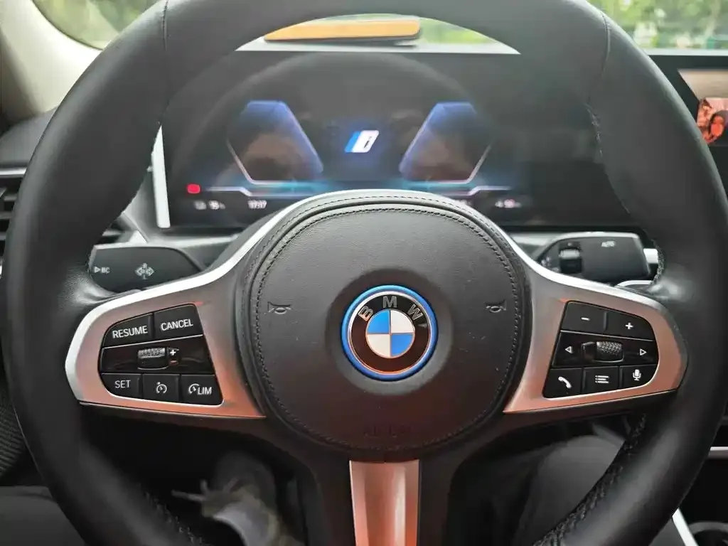 BMW i3 — фото 5