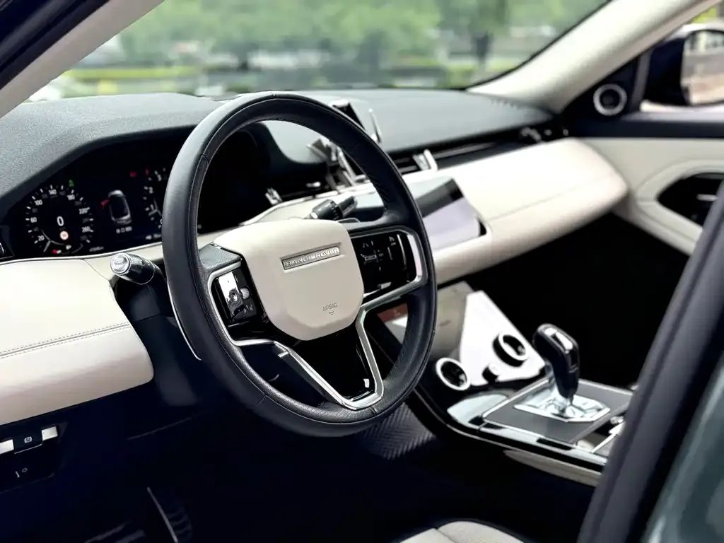 Land Rover Evoque — фото 3