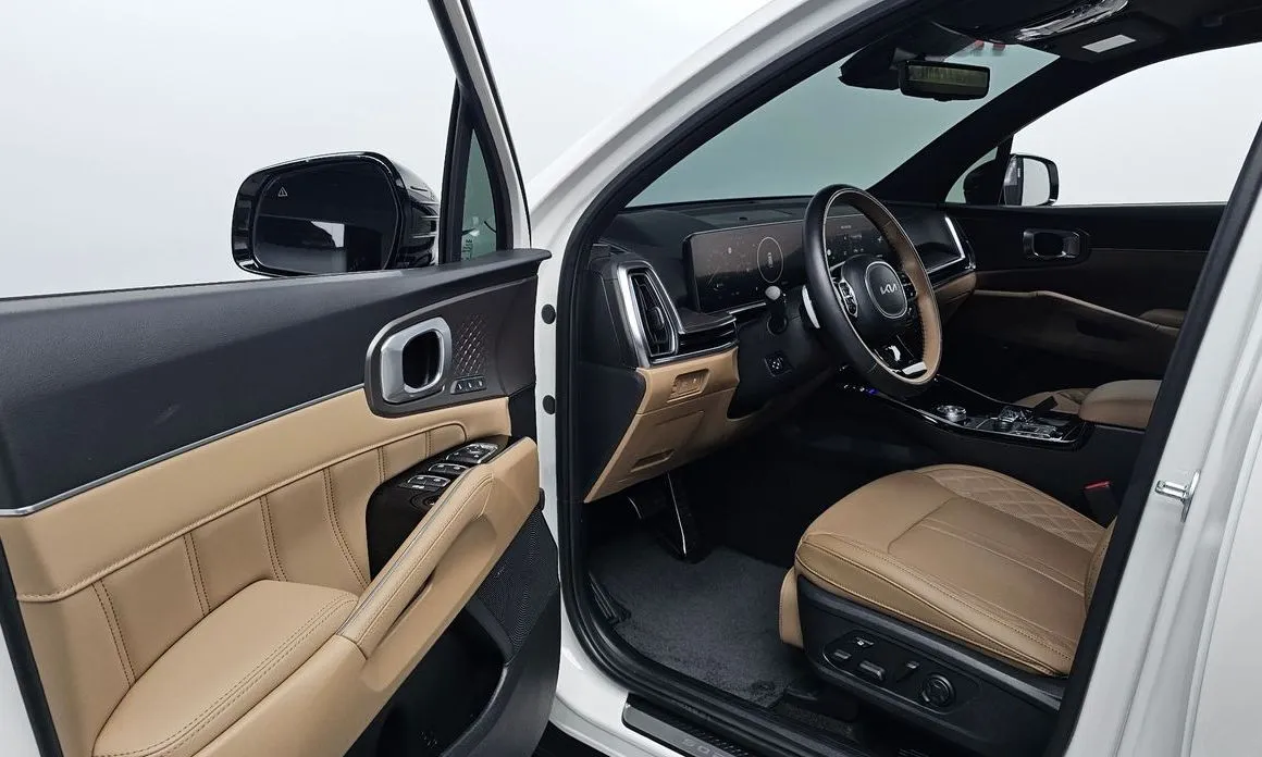 Kia Sorento — фото 7