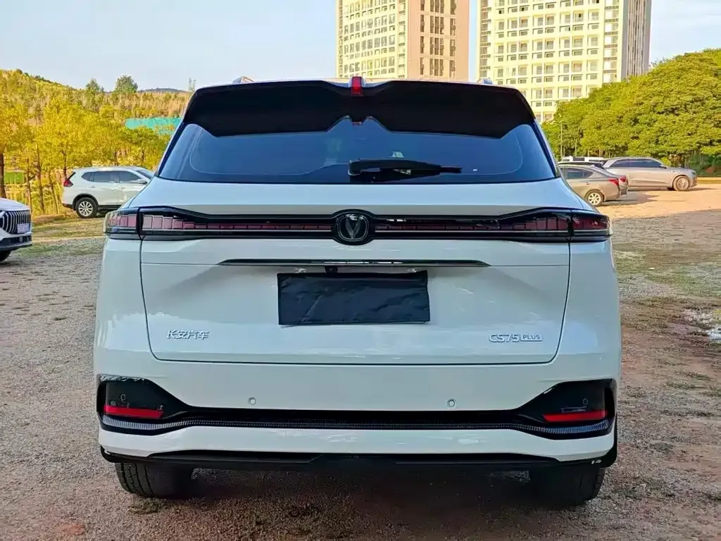 Changan CS75PLUS — фото 6