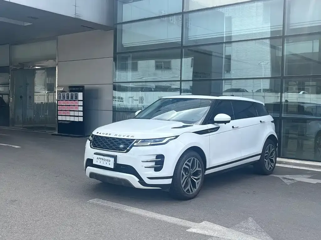 Land Rover Evoque — фото 1