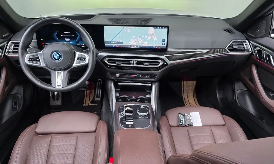 BMW i4 — фото 8