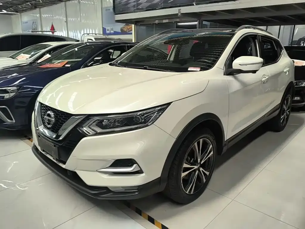 Nissan Qashqai — фото 6