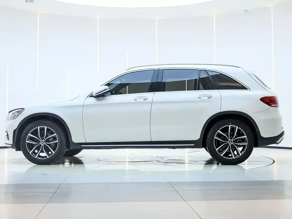 Mercedes-Benz GLC — фото 10
