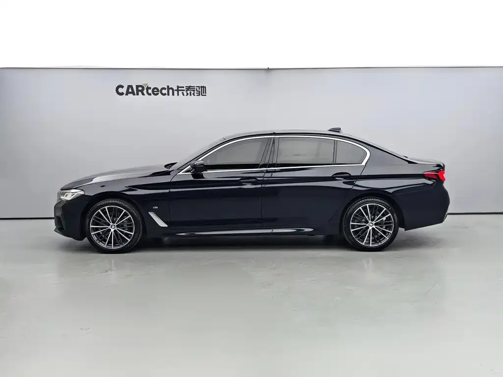 BMW 5 Series — фото 2