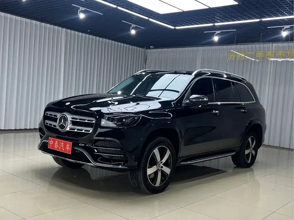 Mercedes-Benz GLS — фото 1