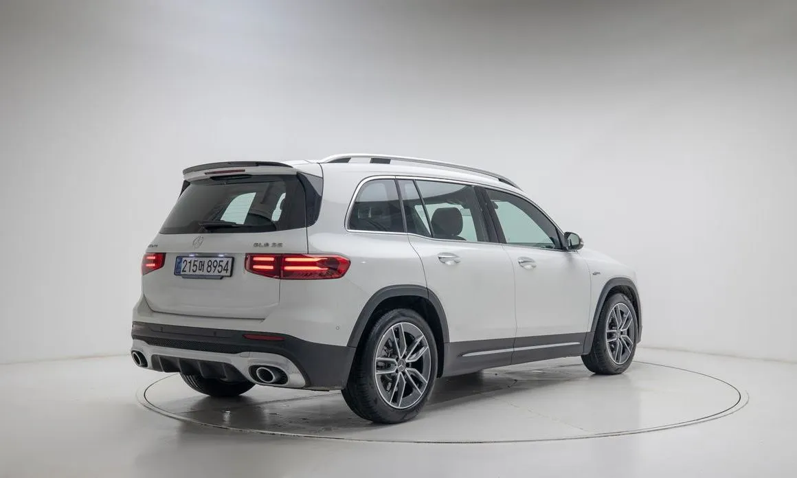 Mercedes-Benz GLB-Class — фото 2