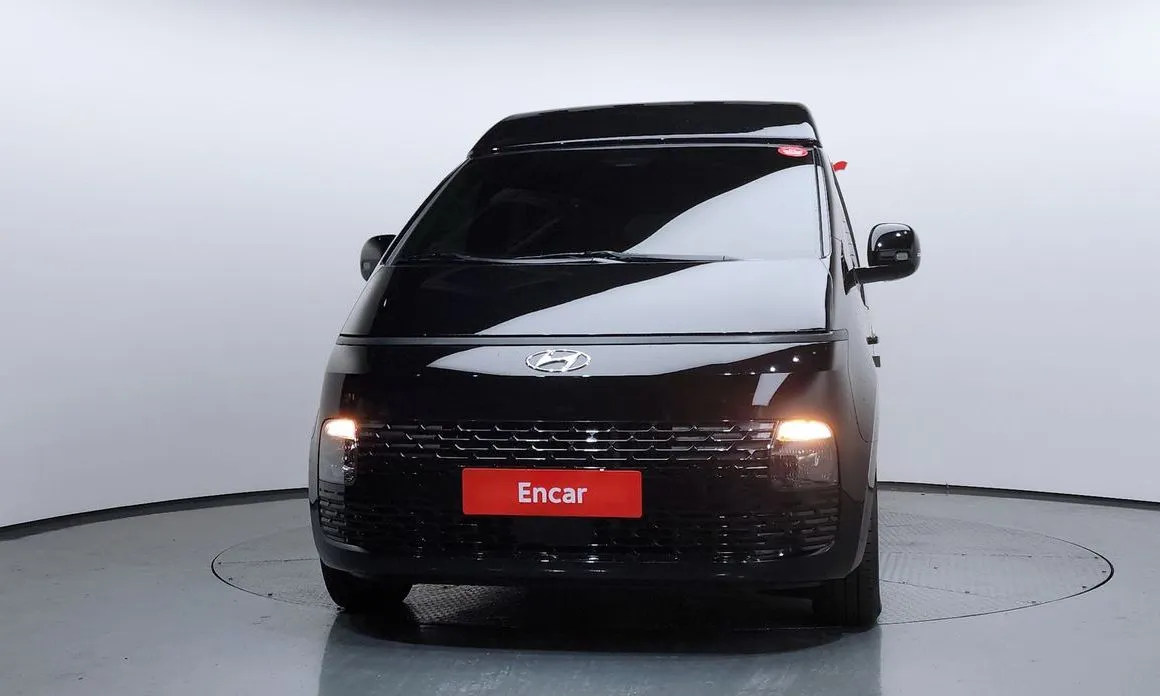 Hyundai Staria — фото 2