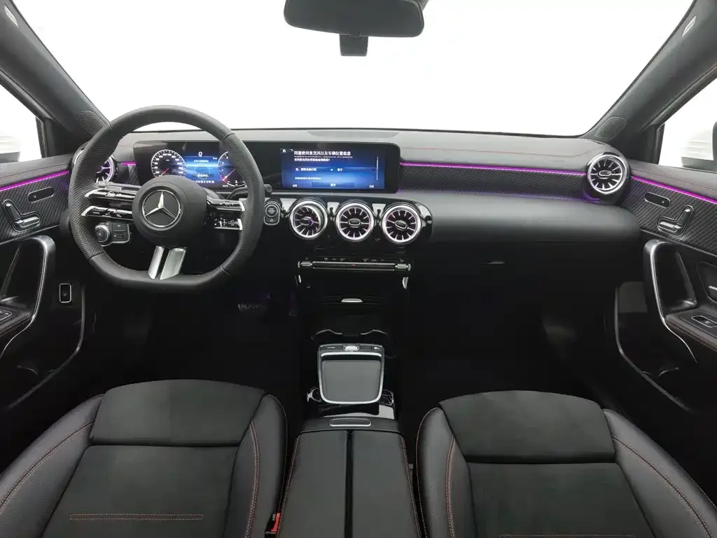 Mercedes-Benz A-Class — фото 10