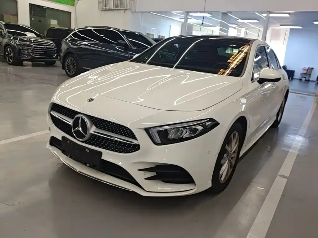 Mercedes-Benz A-Class — фото 1