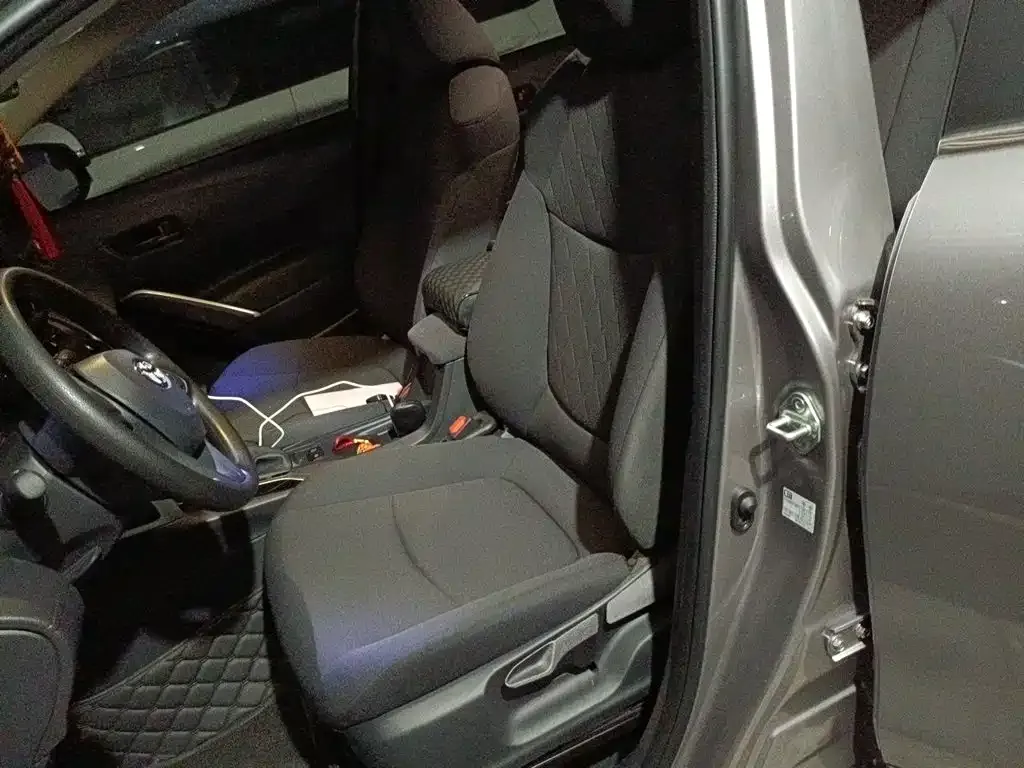 Toyota Corolla Cross — фото 4