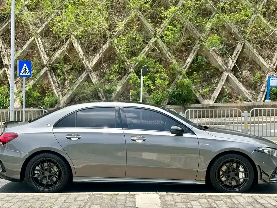 Mercedes-Benz A-Class AMG — фото 5