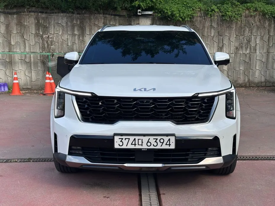 Kia Sorento — фото 1