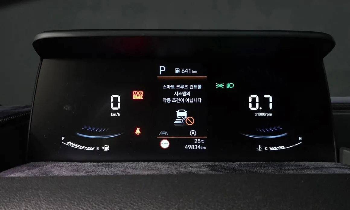 Hyundai Staria — фото 2