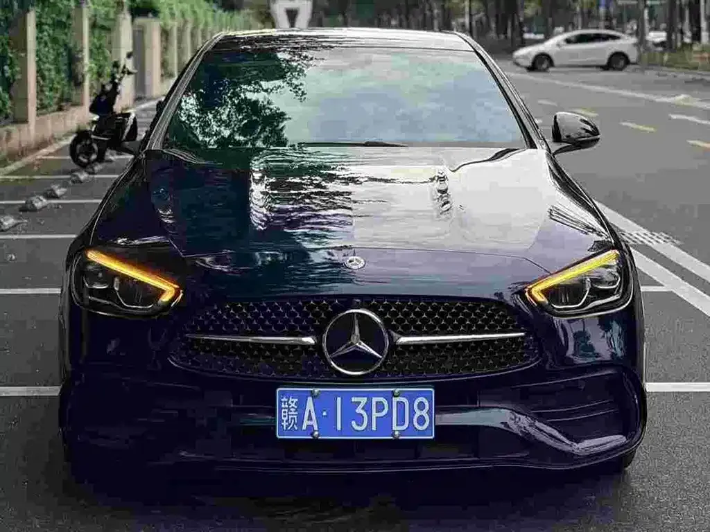 Mercedes-Benz C-Class — фото 1
