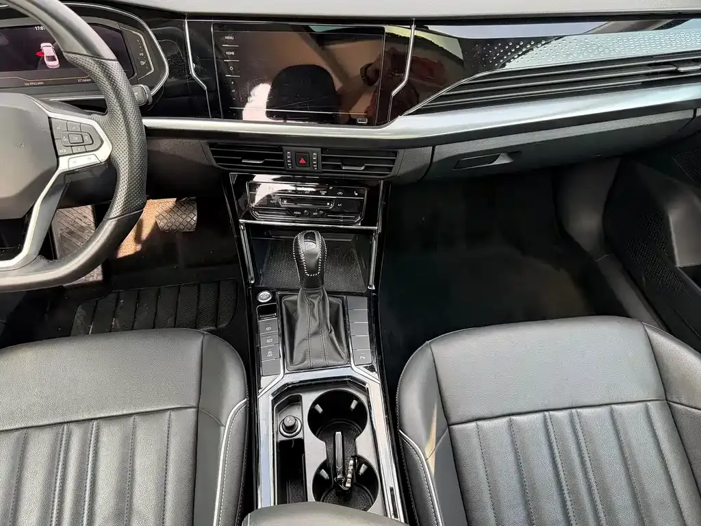 Volkswagen Passat — фото 10