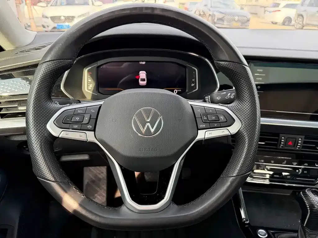 Volkswagen Passat — фото 5